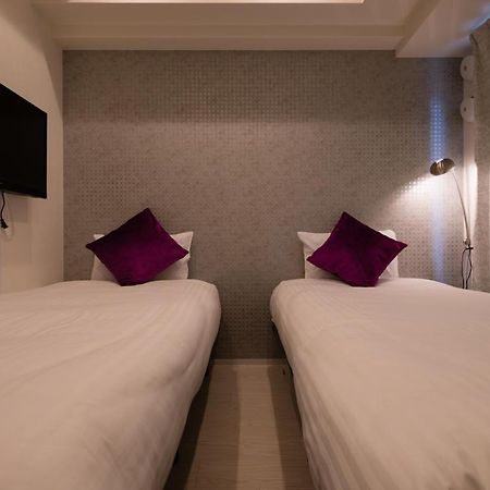 Grandi Nipponbashi Park Hotel Osaka Exterior photo